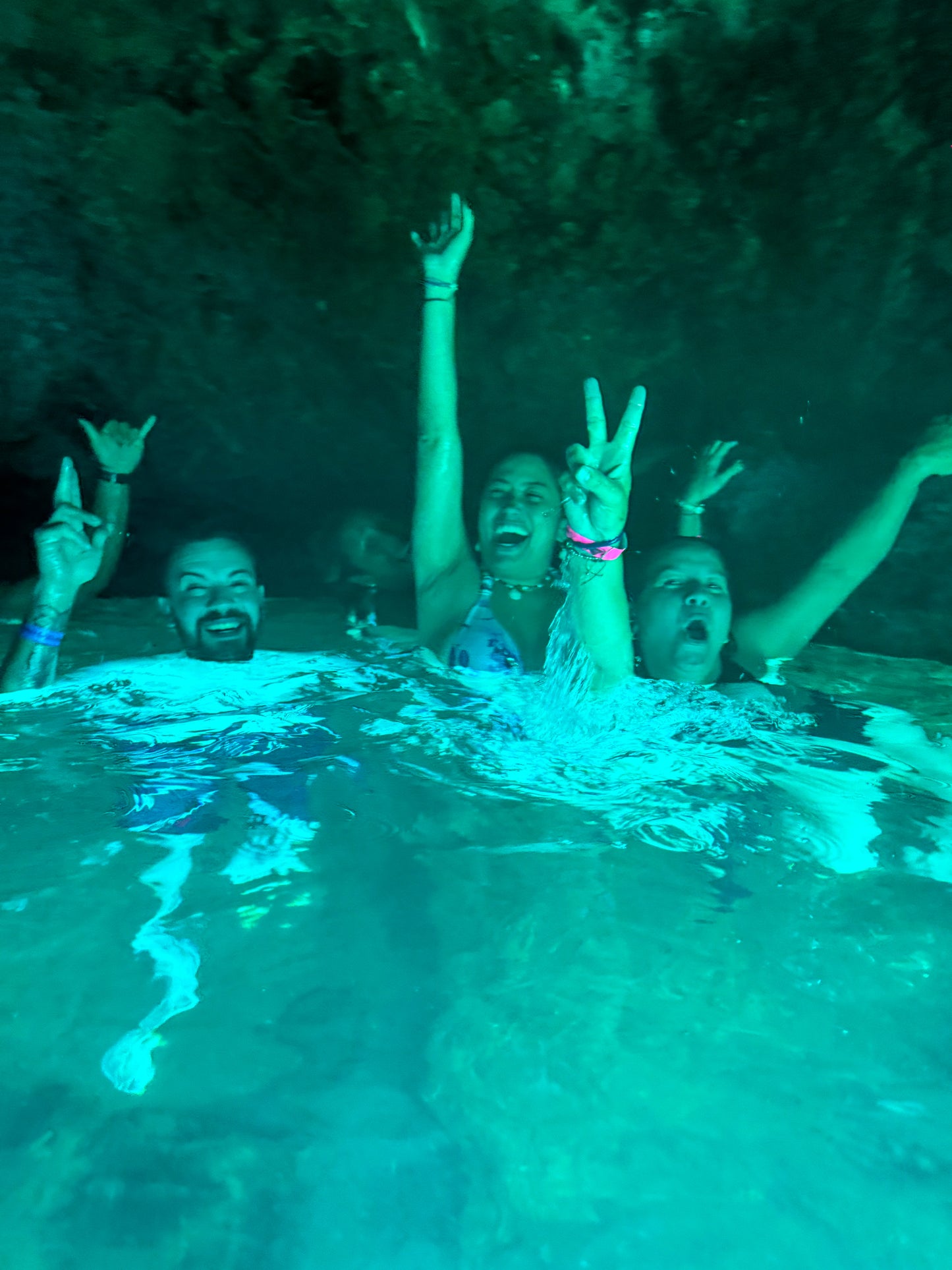 🐋Tour Mochima: Playa Blanca y la Cueva de Manare 🐚